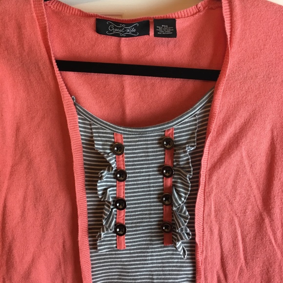 Crystal-Kobe Pink and Grey Button Top - Picture 2 of 6